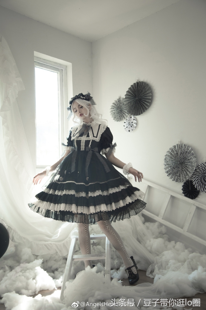 洛丽塔100以内裙子正版店铺,非常简易的洛丽塔小裙子