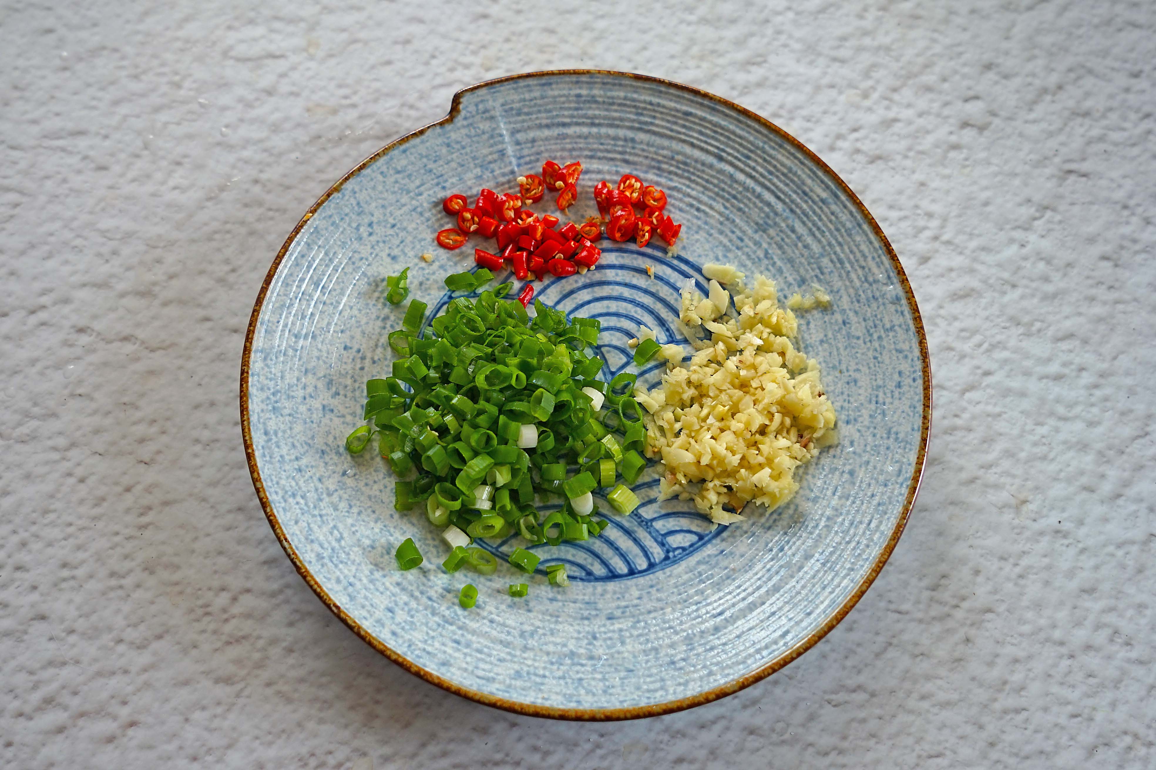 自己动手煮的螺蛳粉一人一大碗,这样煮螺蛳粉超好吃