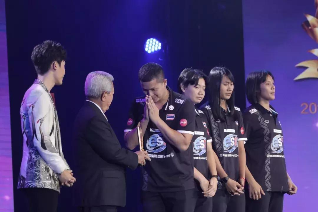 泰国年度风云人物颁奖典礼push,2019泰国权威颁奖典礼