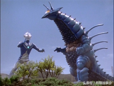 濂ョ壒鏇间笌鍋囧ゥ鐗规浖,鍋囧ゥ鐗规浖鐜╁叿瑙嗛