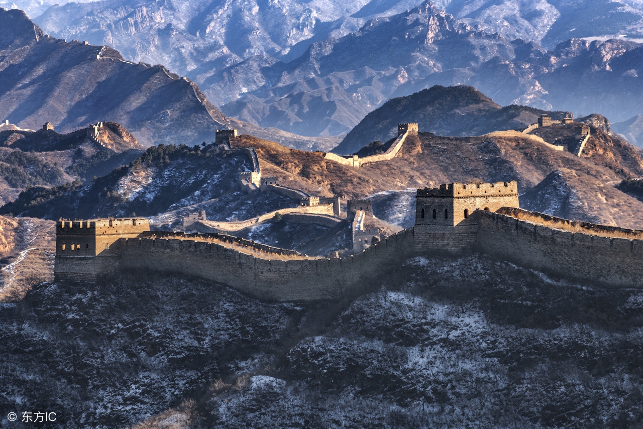 司马台长城鸟瞰古北水镇,北京周边游古北水镇司马台长城