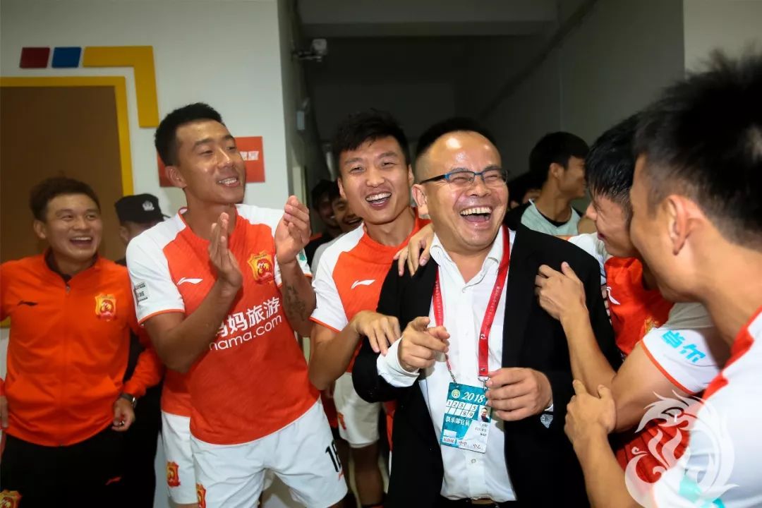 武汉卓尔拉斐尔现在情况怎样了,中甲积分榜武汉卓尔拉斐尔