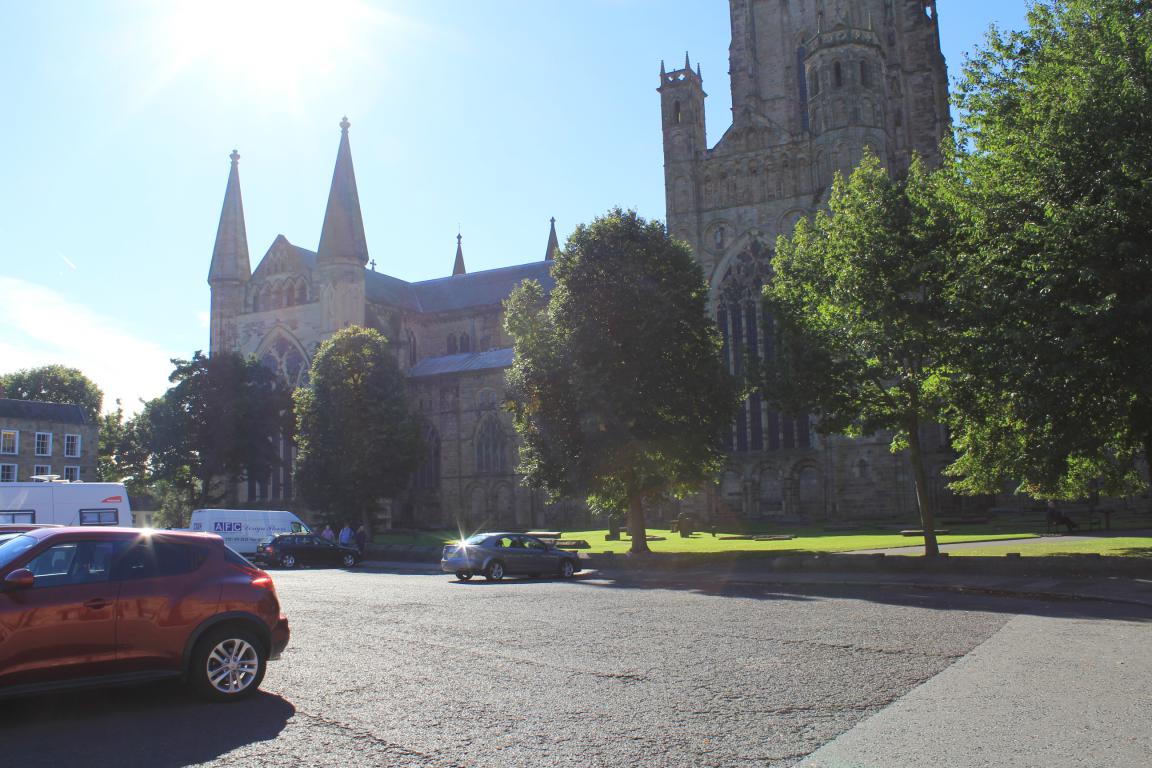 英国本科费用，大学排名，英国读研，国内认可度和就业问题