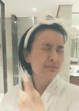 暑假皮肤晒黑怎么补救,晒黑怎样快速恢复美白