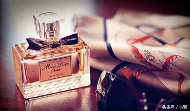 别说香水太贵买不起，这几款平价中的战斗机，喷完幸福感十足！