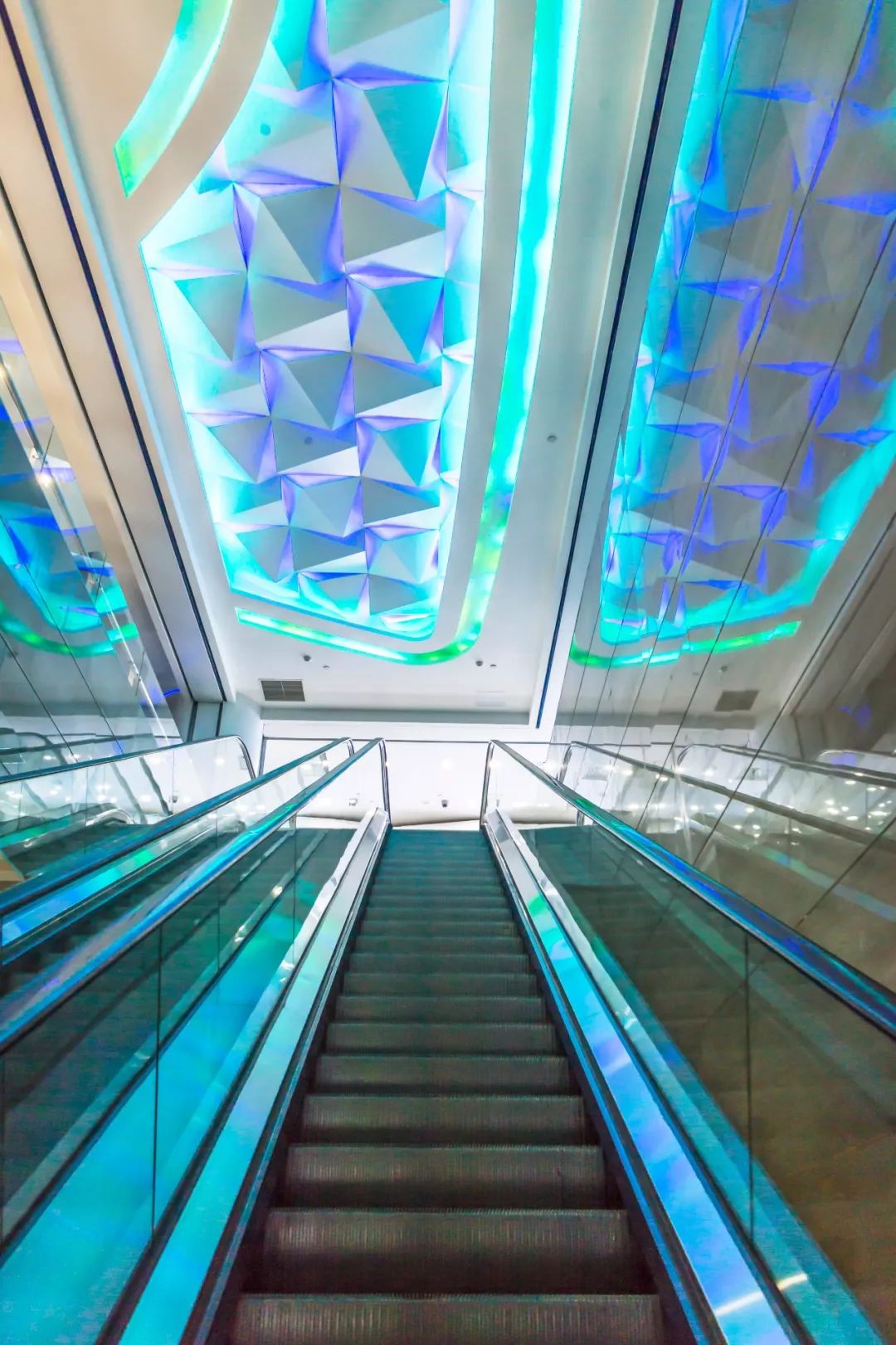 我测评了这8家电影院，总结出南京观影指南