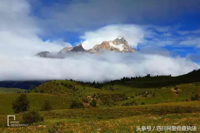 驴友非法穿越被困3天，烧内衣裤求救！理塘百余警民40多个小时冒雪搜救助其脱险……