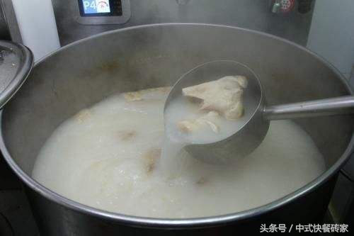 老厨师自制火锅底料,超详细火锅底料炒制教程