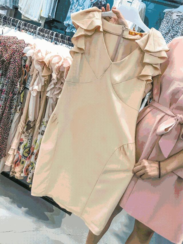 番禺区哪里有卖衣服的店,番禺区卖衣服的步行街