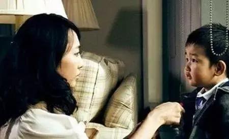 “妈妈，我同学说你好土”，这个妈妈的做法值得点赞