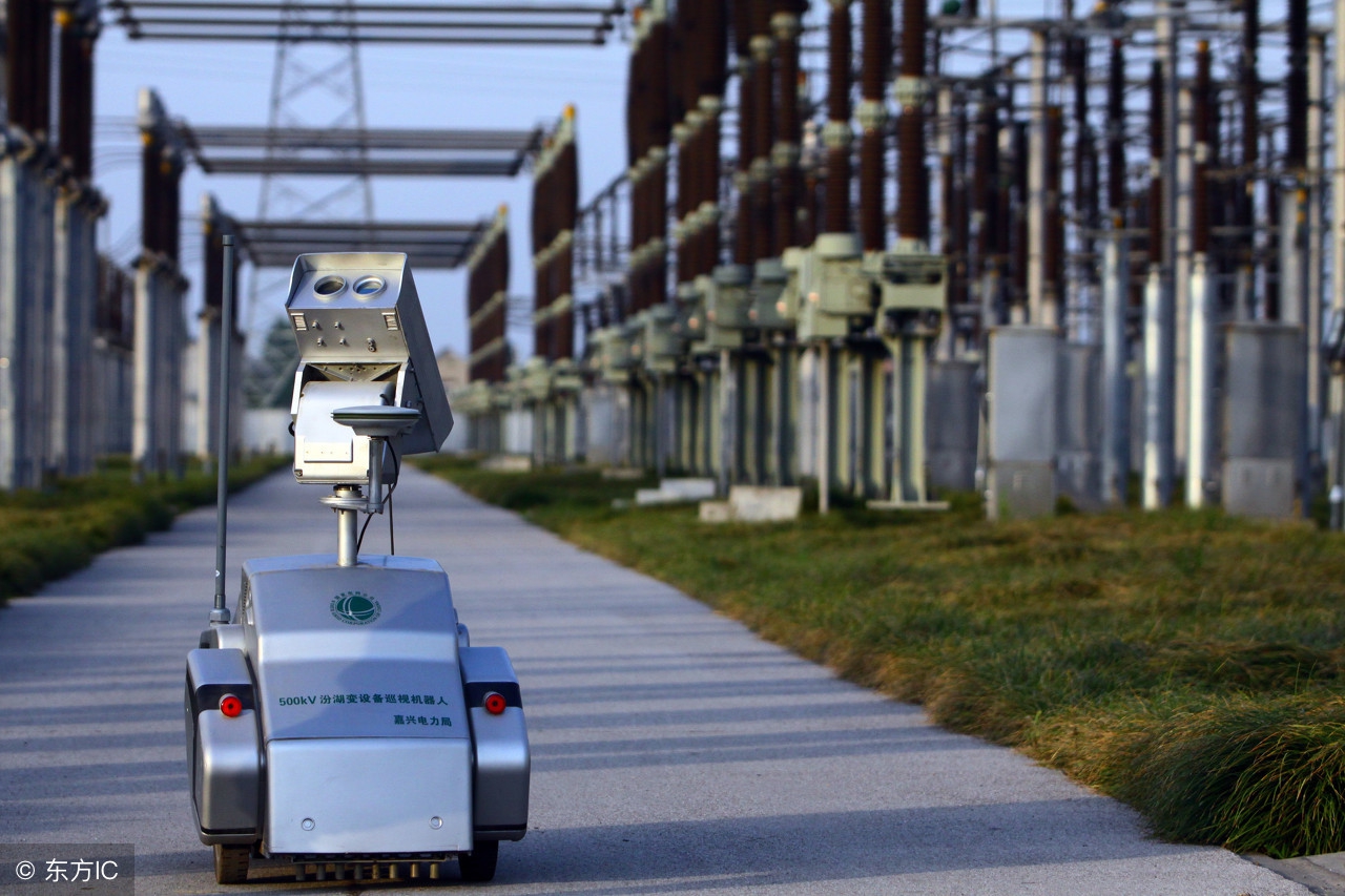 停电瞬间用电设备电压升高,停电检修接地线应该挂哪