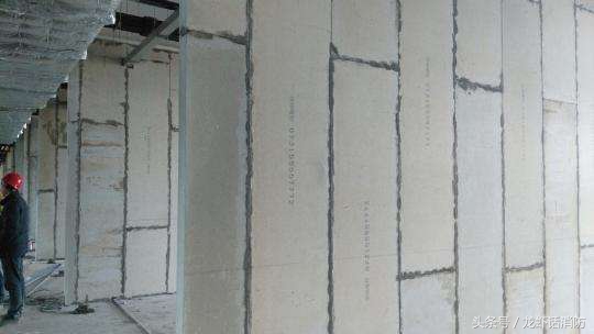 防火分区的隔墙是不是防火墙,防火墙与防火隔墙的照片