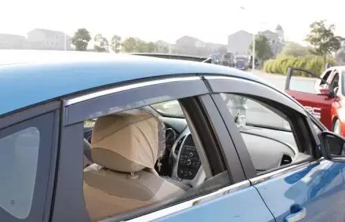 加装晴雨挡能通过年审吗,什么车能装晴雨挡