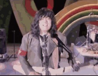 让一让歌曲原唱,真正的东北摇滚