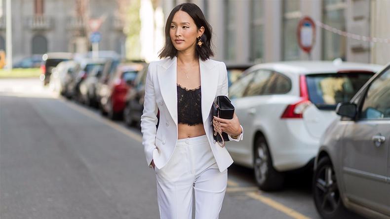 四十岁女人穿显气质的颜色,40左右穿什么颜色衣服显气质