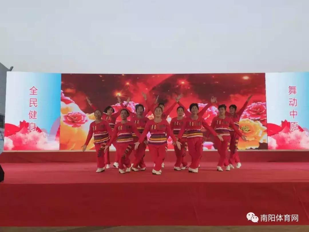 舞动广场健身操,2018南阳市广场舞健身操