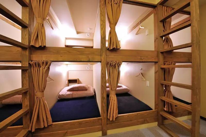 日本住哪里的民宿最方便便宜,几百块入住日本温馨民宿超划算