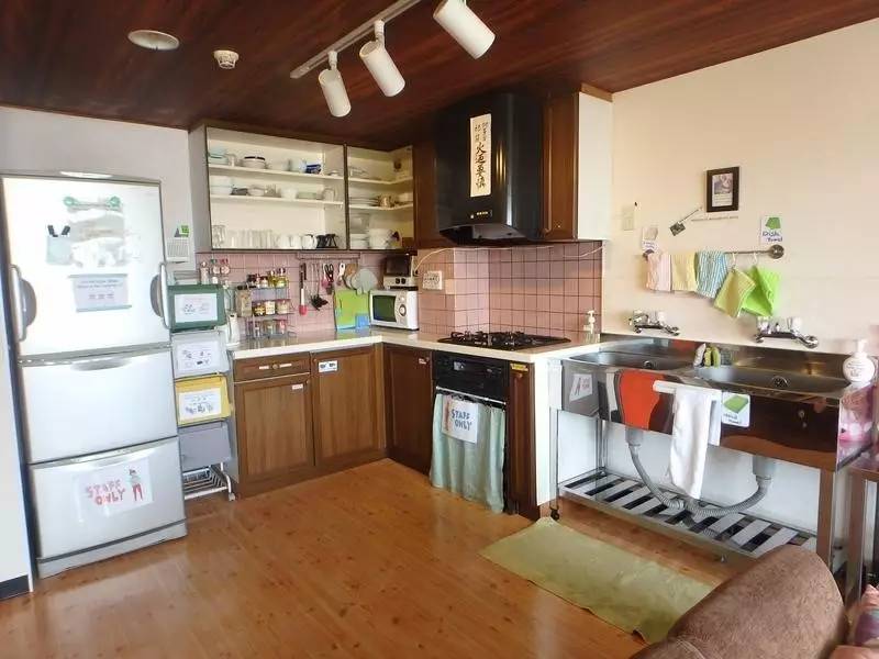 日本住哪里的民宿最方便便宜,几百块入住日本温馨民宿超划算