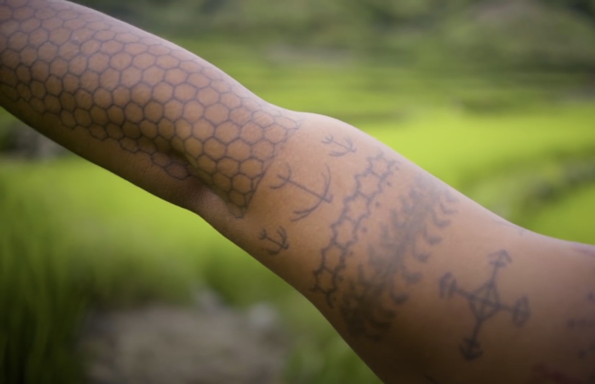 一百多岁的纹身师,中国年龄最大纹身师