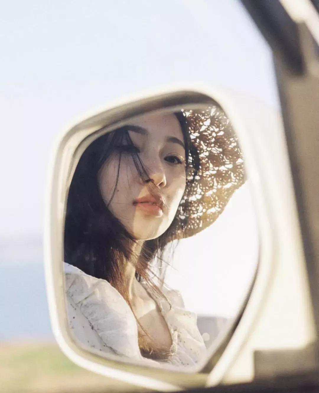 小个子拍婚纱照能拍出高级感,婚纱照拍摄怎么摆姿势更上镜