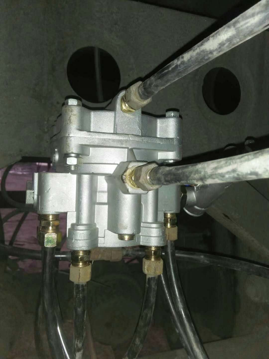 货车加防冻剂,货车防冻液快到下线要不要加