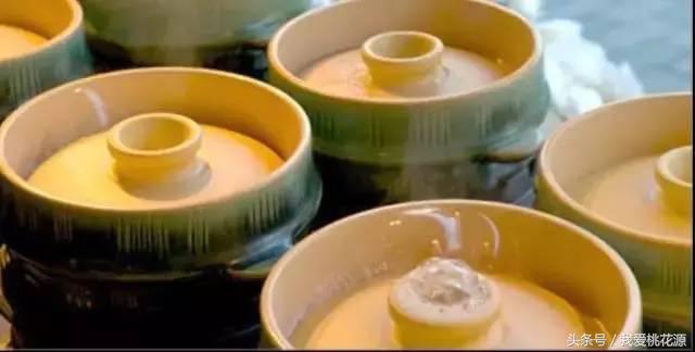 这家卖大米的路边小店，凭啥一年卖出15个亿？