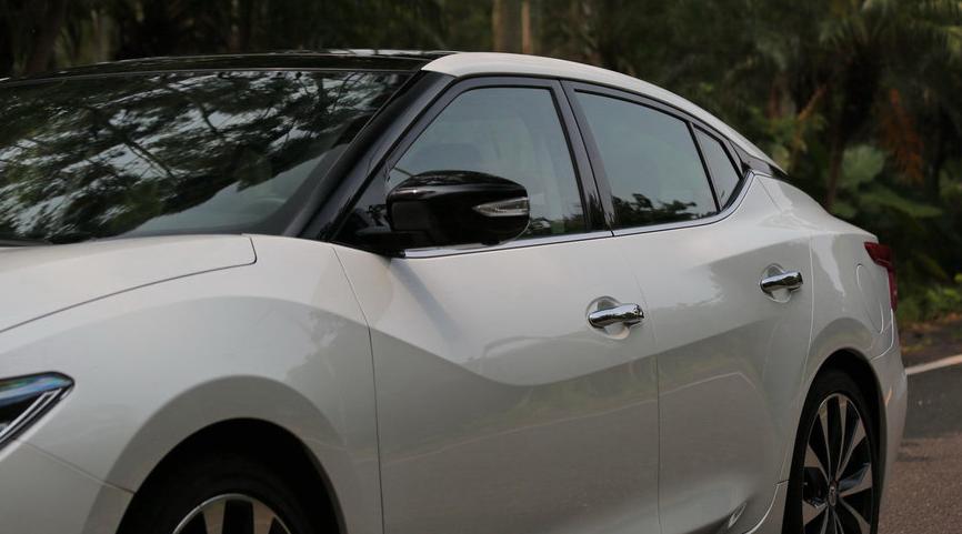 姣斿嚡缇庣憺杩樺竻鐨刡绾ц溅,姣斿嚡缇庣憺杩樿壇蹇冪殑b绾ц溅