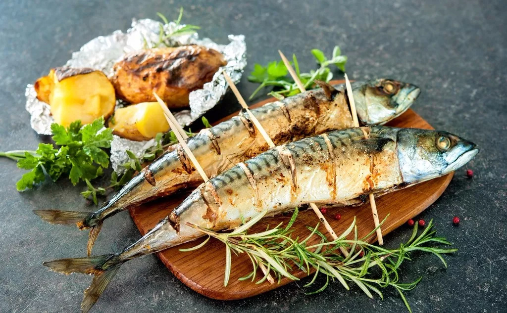 多吃鱼和鱼皮能补胶原蛋白吗,吃鱼鳞可以美容养颜