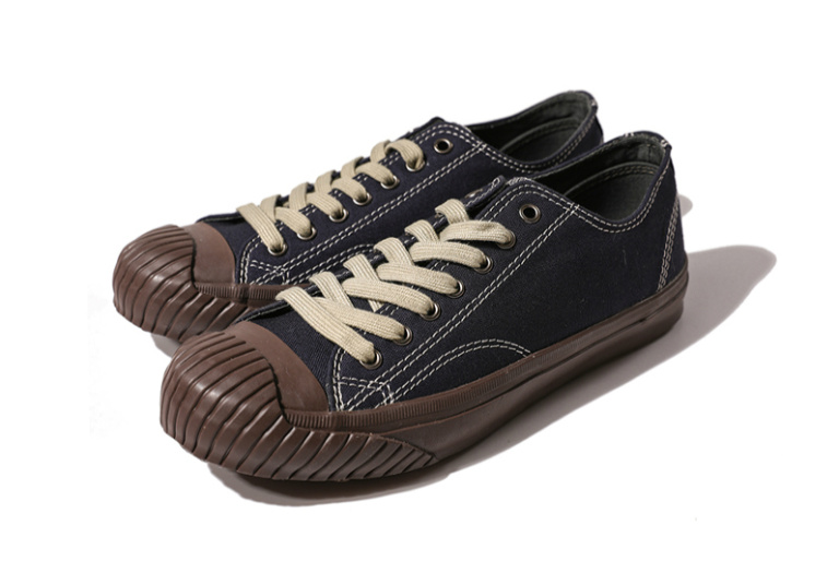 小白鞋小黑鞋视频,适合穿搭的小黑鞋