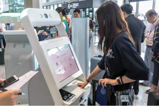 虹桥机场春秋航空值机柜台,去虹桥机场坐飞机是几号航站楼下