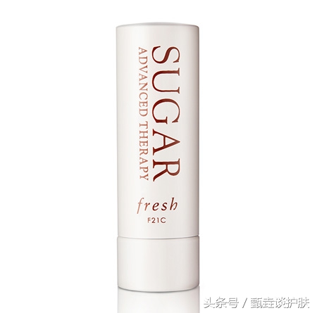 唇部干燥起皮有唇纹来试试涂唇蜜,冬季唇部易干燥起皮必备润唇膏