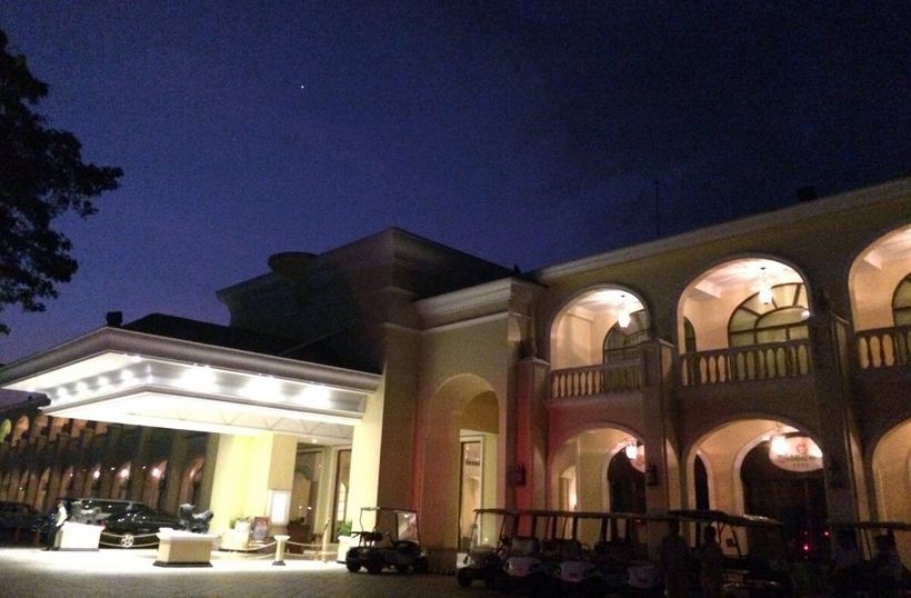 中国赌王在菲律宾致富：哄骗中国壮丁，*诱色**中国男人