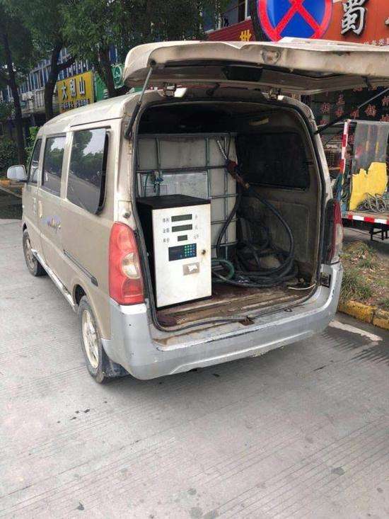 面包车加油站靠谱吗,油价便宜的加油站能加吗