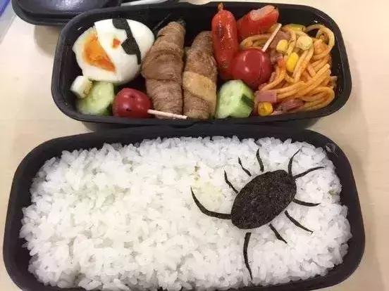 日本恶妻便当,日本人评论恶妻便当