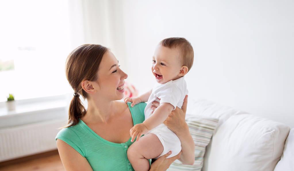 给宝宝起名字大全大气好听,新生儿的名字叫什么名最好听