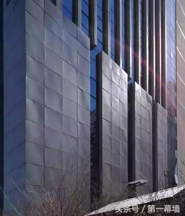 幕墙立缝怎么封堵,幕墙勾缝填缝方法