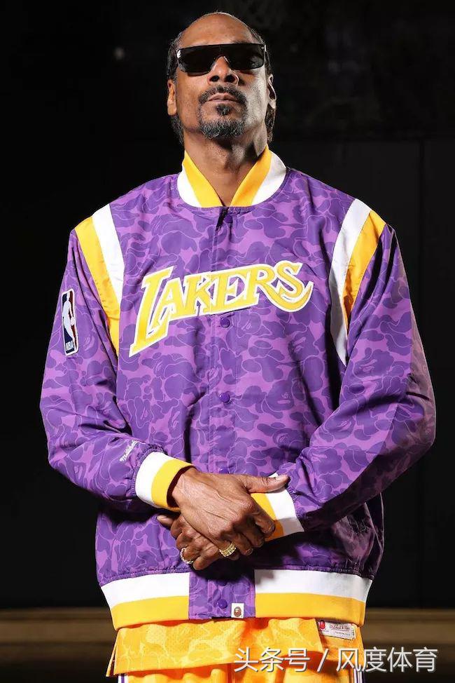 秋冬好看的运动潮流装备,秋冬运动休闲套装最新款