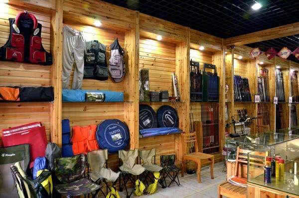 为什么喜欢钓鱼的人越来越少了,喜欢钓鱼适合开渔具店吗