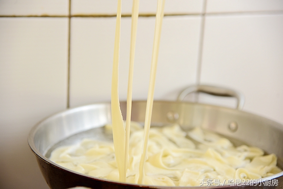 土鸡炖用不用去除浮沫,土鸡炖前要不要焯水