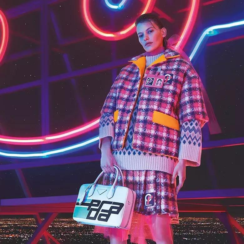 女人买包有哪些讲究,女人买包素材视频