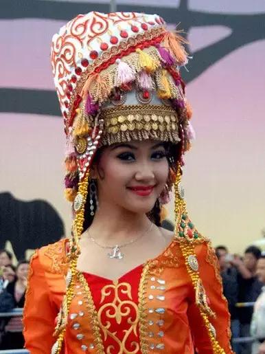 56个民族56个美女哪个最好看,56个民族56个美女56首歌