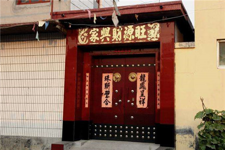 农村房屋大门怎么选择方向,农村房子改造大门风水