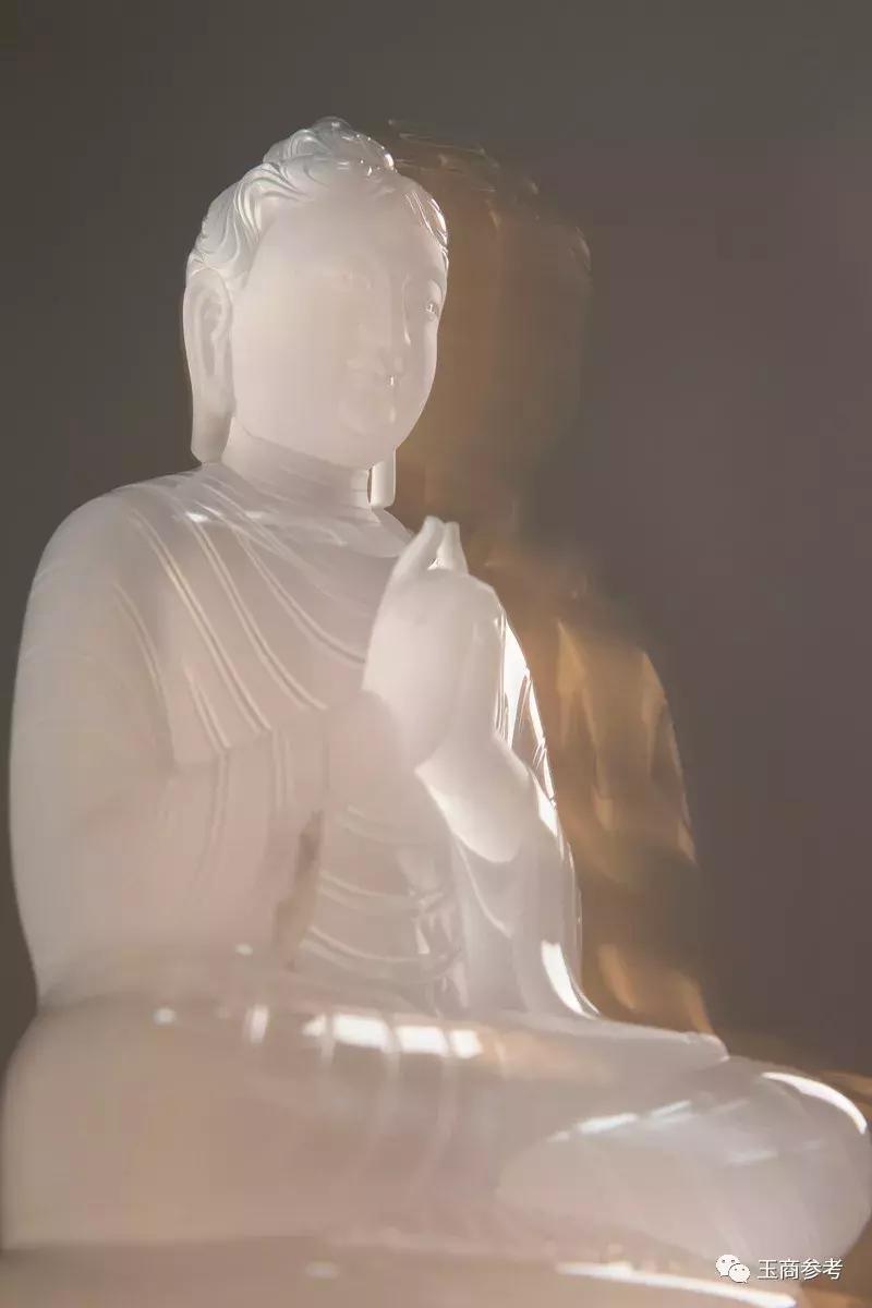 玉商参考：潜心守艺30年，看镇平一懵懂少年，如何蜕变为玉雕大师