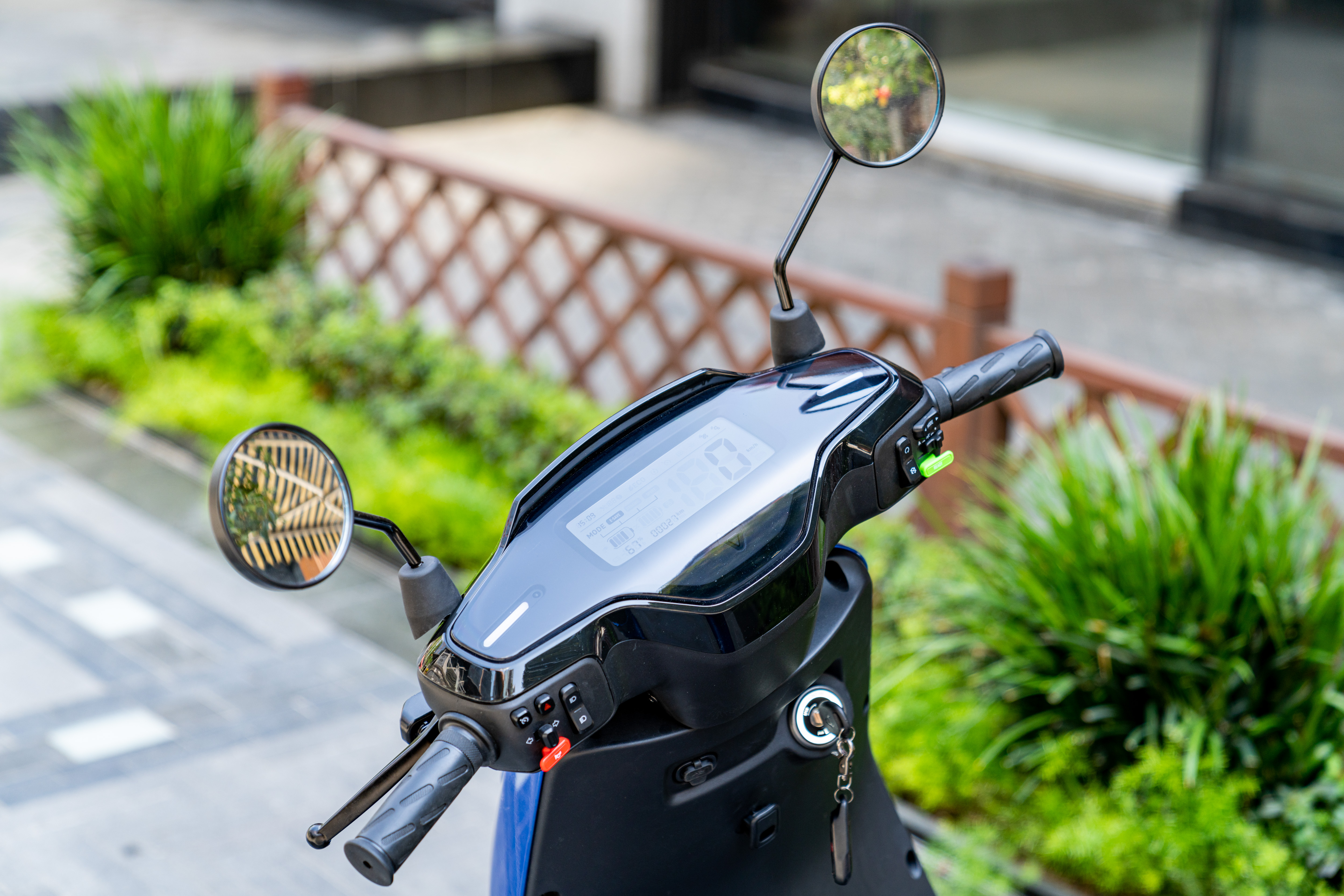 小牛新国标mqi2价格,小牛电动mqi2绿标和黄标的区别