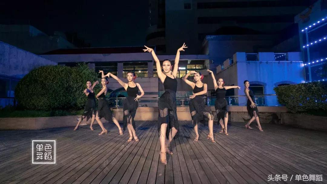 拉丁舞教学六到八岁,拉丁舞技巧组合完整版