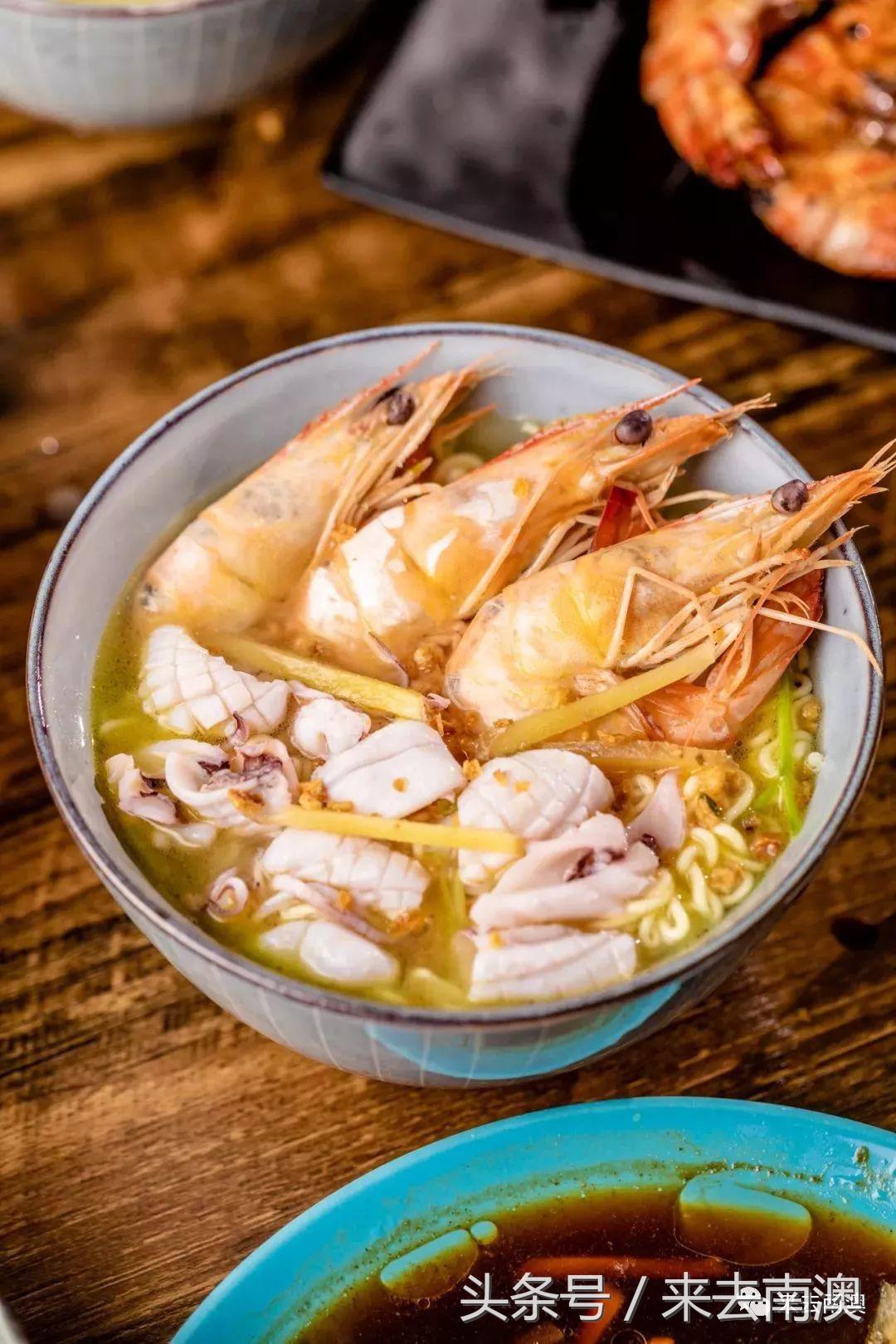 南澳岛寄来一个海鲜大箱,然后朋友圈的人纷纷把她屏蔽了