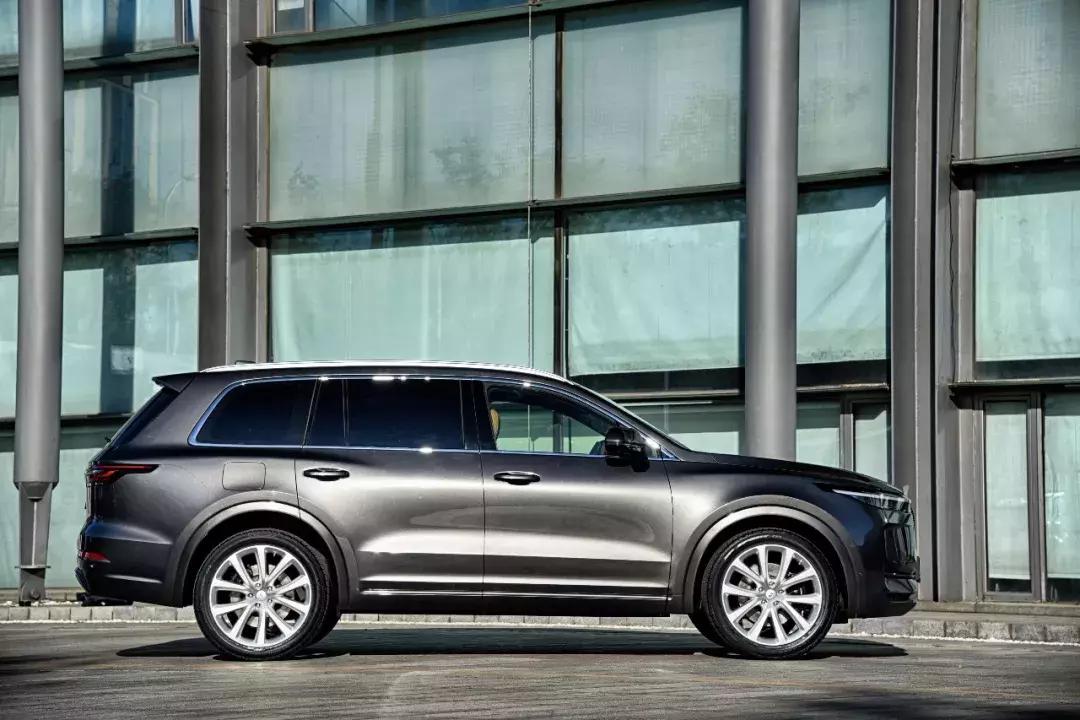 续航里程700公里新能源汽车,高速里程能跑700公里的电车