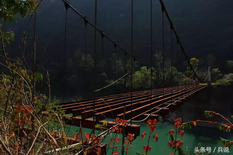 用血肉筑成的长城,用血肉筑起新的长城