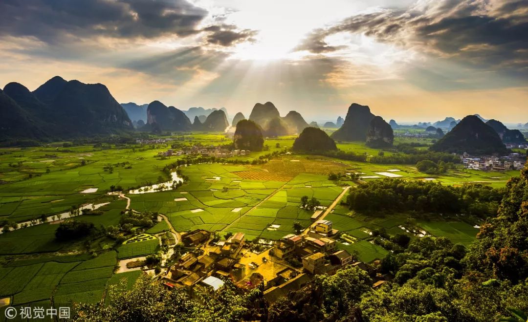 这里是广西英语,这里是广西啊