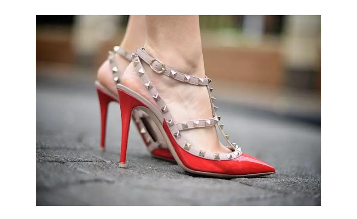 看准脚型再买鞋，才能买的舒心呐！